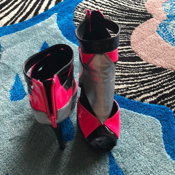 Platform Heels - Picture 3 of 5